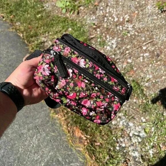 Womens Flower Phanny Pack - Picture 2 of 4